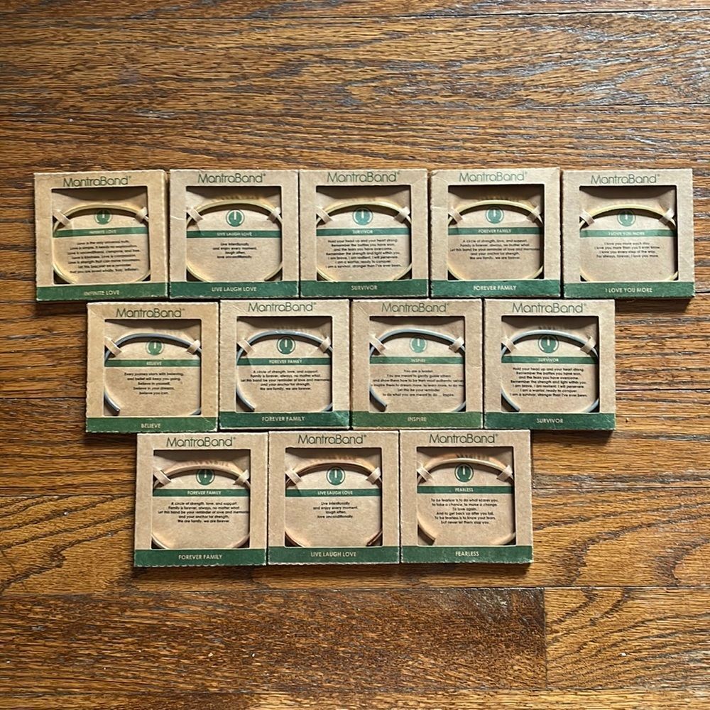 12 Gold, Silver and Rose Gold Mantrabands NWT